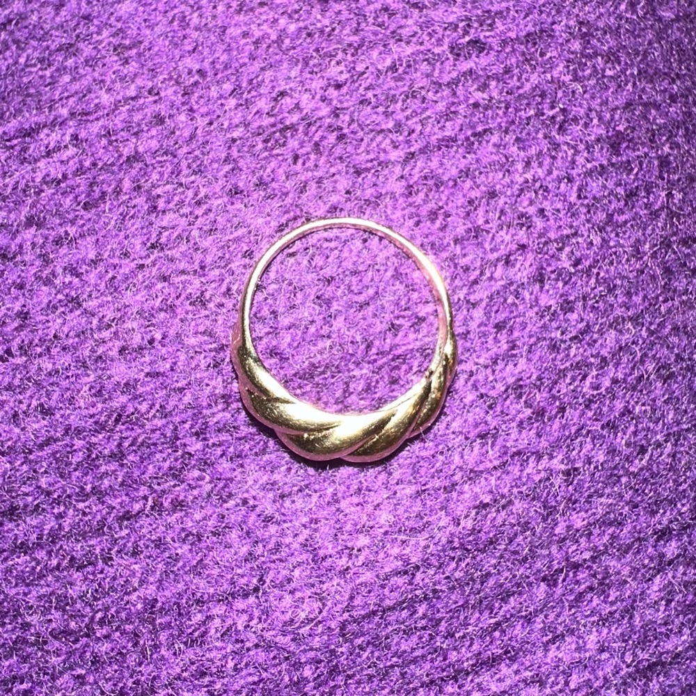 Mejuri 14k Solid Yellow Gold Thin Croissant Dome Ring Size 6 - Picture 3 of 9